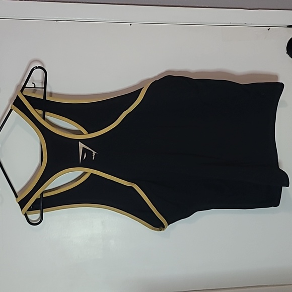 Workout tank top - Picture 4 of 4